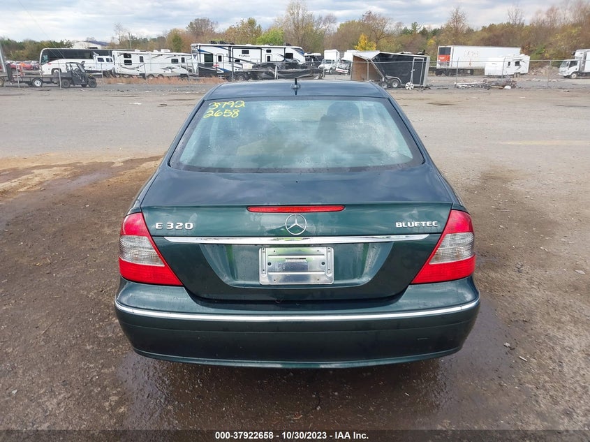 2008 Mercedes-Benz E-Class 3.0L VIN: WDBUF22X28B285109 Lot: 37922658