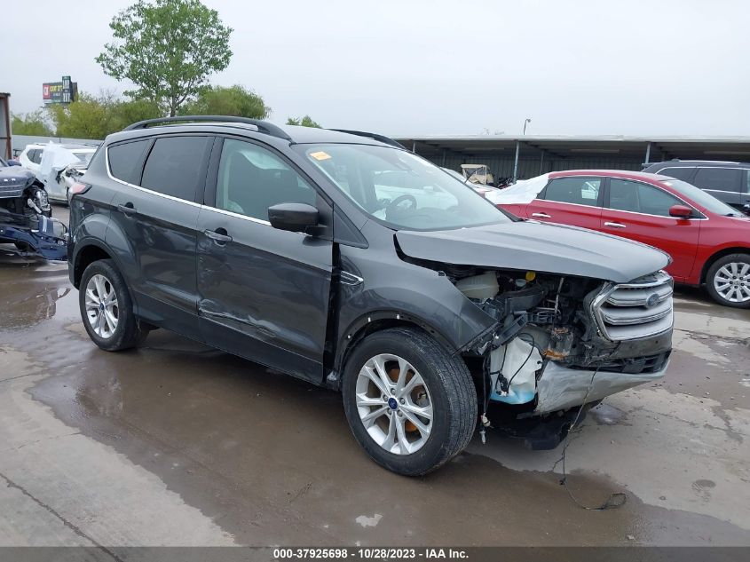 1FMCU0GD5JUD23346 2018 Ford Escape Se