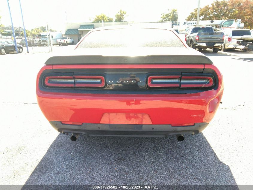 2C3CDZAT9FH885323 2015 Dodge Challenger R/T Shaker
