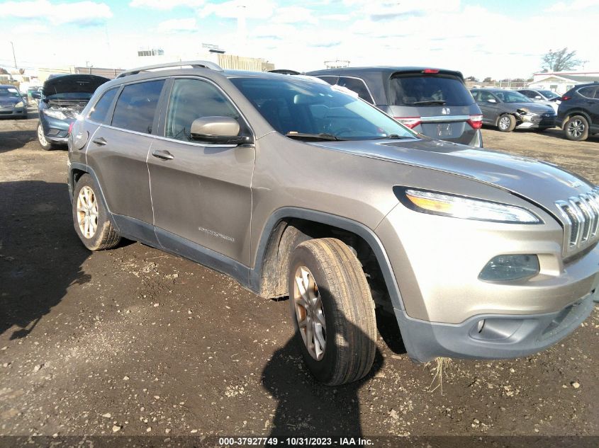 2016 Jeep Cherokee Latitude VIN: 1C4PJMCSXGW304122 Lot: 37927749