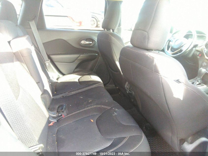 2016 Jeep Cherokee Latitude VIN: 1C4PJMCSXGW304122 Lot: 37927749