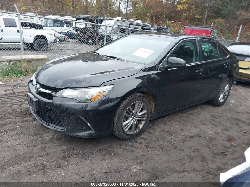 2015 Toyota Camry Xle/Se/Le/Xse VIN: 4T1BF1FKXFU006715 Lot: 37928608