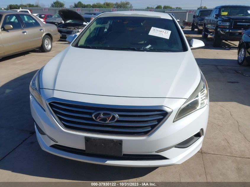 2016 Hyundai Sonata 2.4L Se VIN: 5NPE24AF3GH415868 Lot: 37930122