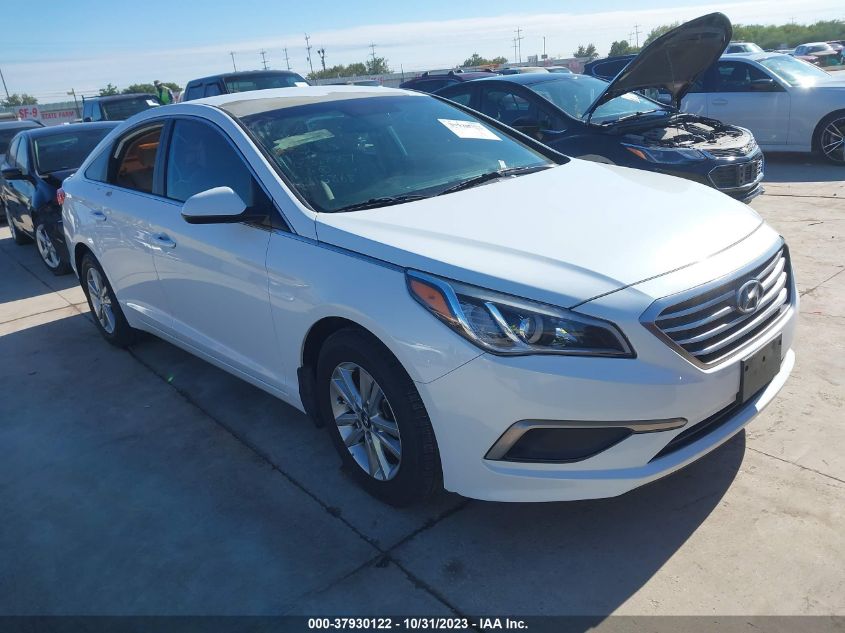 2016 Hyundai Sonata 2.4L Se VIN: 5NPE24AF3GH415868 Lot: 37930122