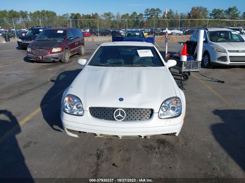 1998 Mercedes-Benz Slk-Class VIN: WDBKK47F4WF069735 Lot: 37930237