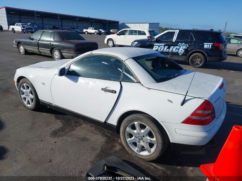 1998 Mercedes-Benz Slk-Class VIN: WDBKK47F4WF069735 Lot: 37930237