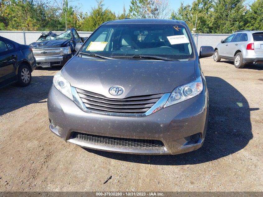 2015 Toyota Sienna Le VIN: 5TDKK3DC7FS610637 Lot: 37930280