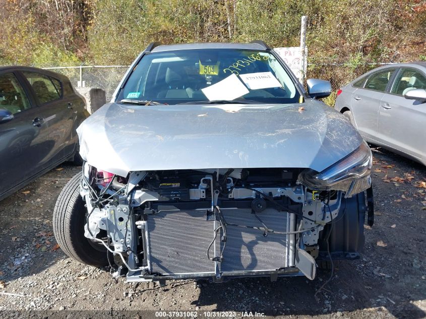 2022 Toyota Corolla Cross Xle VIN: 7MUDAABG2NV042064 Lot: 37931062