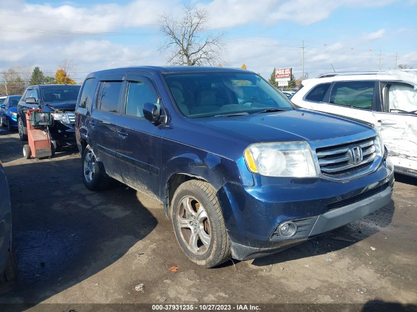 5FNYF4H4XFB008214 2015 Honda Pilot Ex