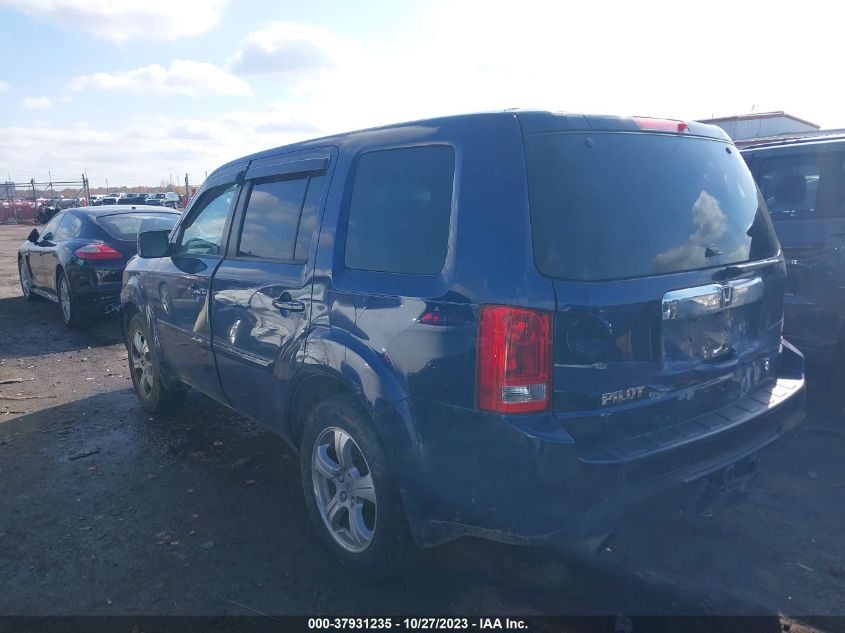 5FNYF4H4XFB008214 2015 Honda Pilot Ex