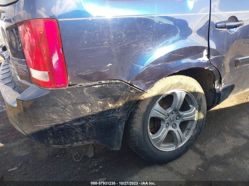 5FNYF4H4XFB008214 2015 Honda Pilot Ex