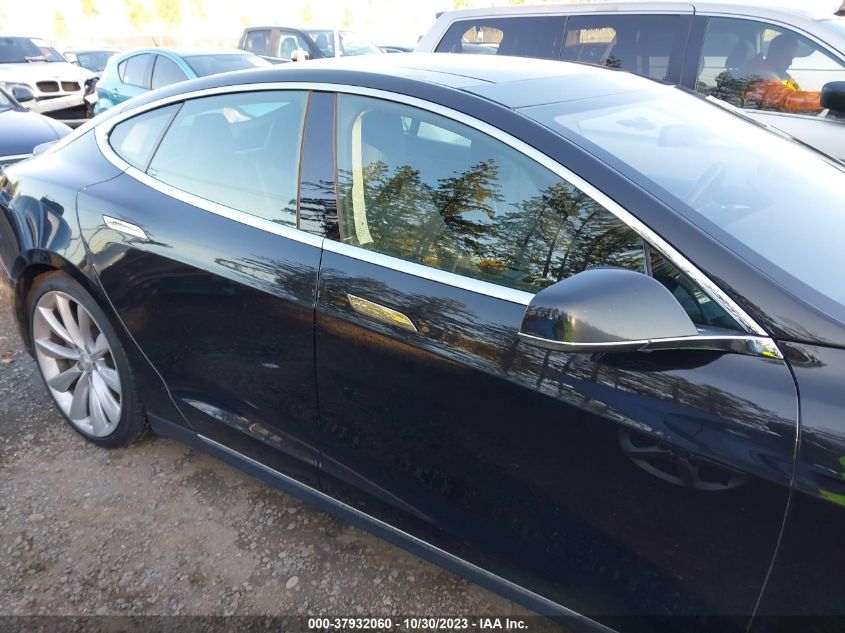 2015 Tesla Model S 85D/70D/90D/P90D VIN: 5YJSA1E27FF101181 Lot: 37932060