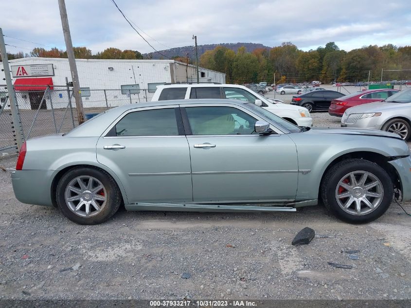 2005 Chrysler 300C VIN: 2C3AA63H15H520785 Lot: 37933217