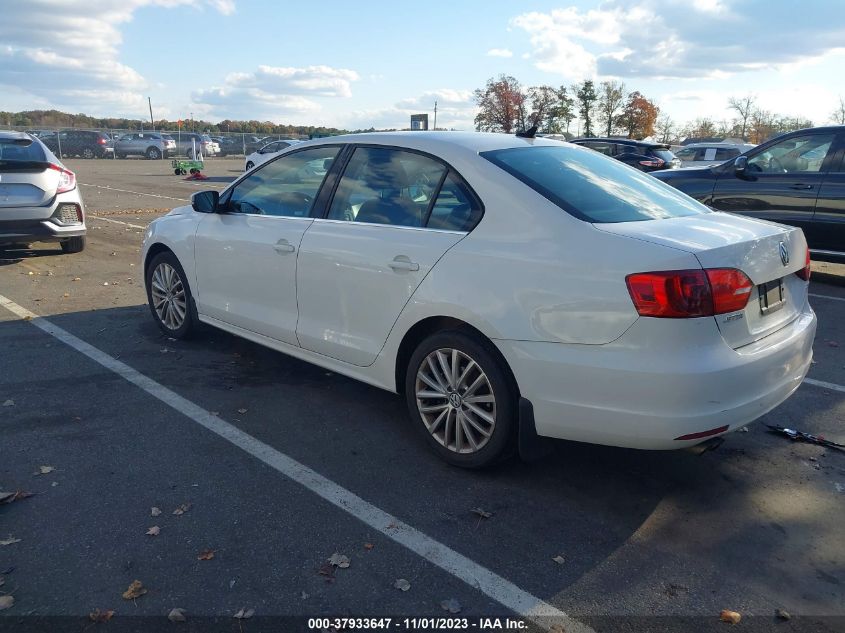 2011 Volkswagen Jetta Sedan Sel W/Sunroof Pzev VIN: 3VWLZ7AJ4BM368648 Lot: 37933647