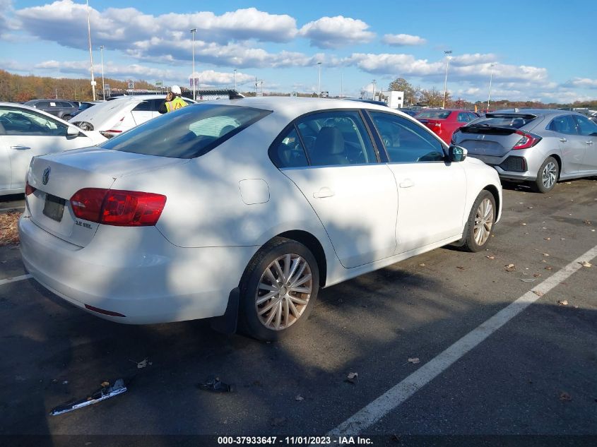 2011 Volkswagen Jetta Sedan Sel W/Sunroof Pzev VIN: 3VWLZ7AJ4BM368648 Lot: 37933647