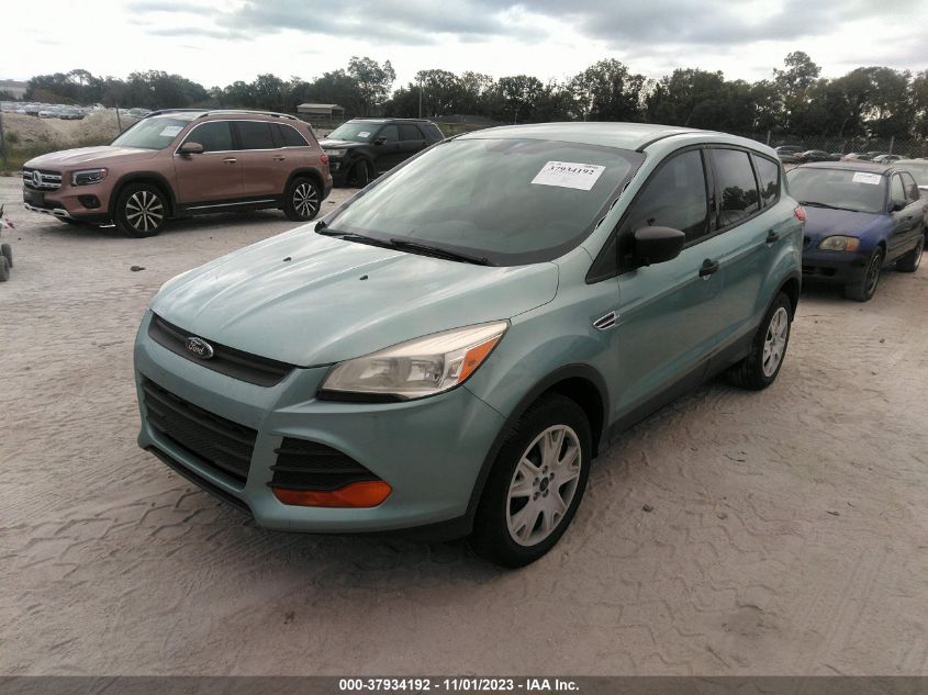 2013 Ford Escape S VIN: 1FMCU0F72DUD32943 Lot: 37934192