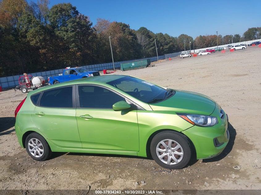 2012 Hyundai Accent Gs VIN: KMHCT5AE4CU012740 Lot: 37934243