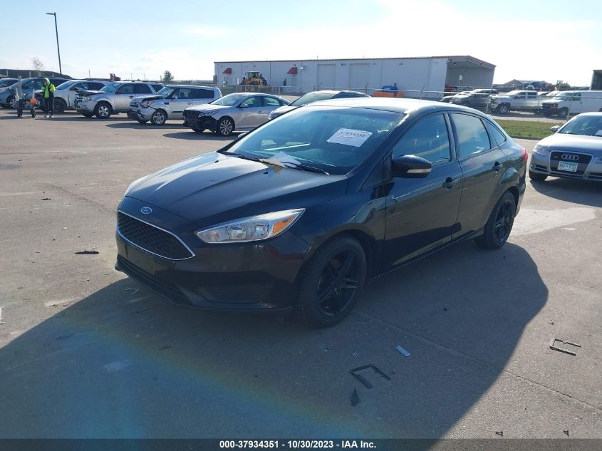 2015 Ford Focus Se VIN: 1FADP3F23FL274023 Lot: 37934351