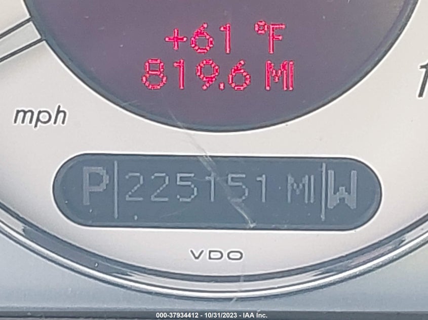 2003 Mercedes-Benz E-Class 5.0L VIN: WDBUF70J93A138487 Lot: 37934412