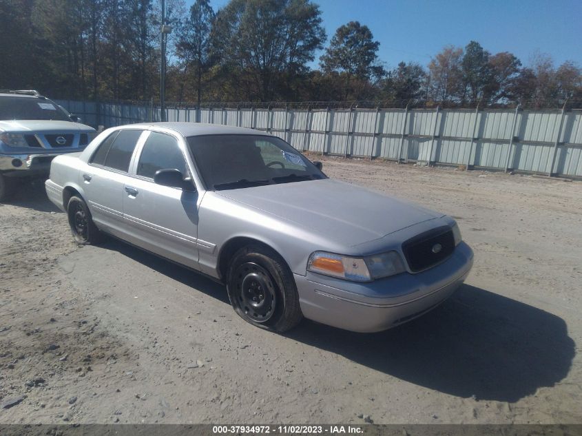 2FAHP71W33X176207 2003 Ford Crown Victoria Police