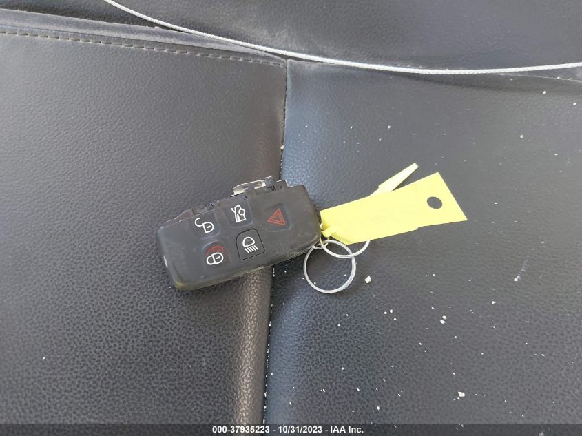 2017 Jaguar Xe 25T VIN: SAJAR4BG0HA951527 Lot: 37935223