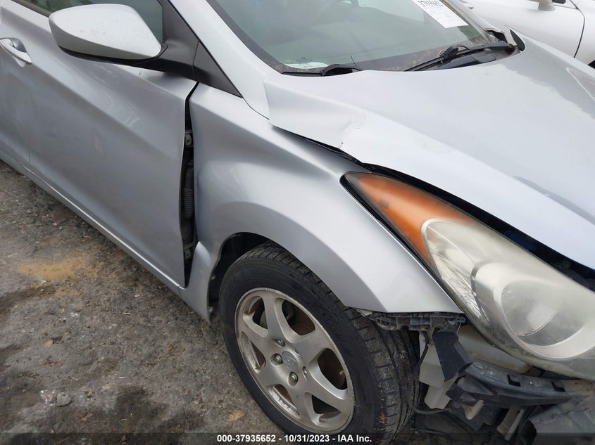 2012 Hyundai Elantra Gls VIN: 5NPDH4AE8CH062801 Lot: 37935652
