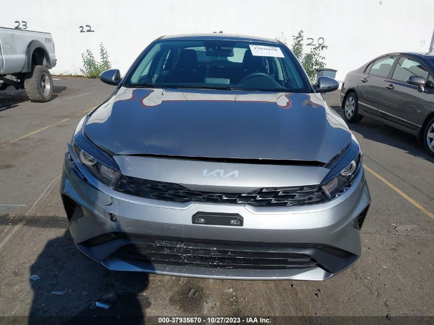 2023 Kia Forte Lxs VIN: 3KPF24AD1PE646758 Lot: 37935670