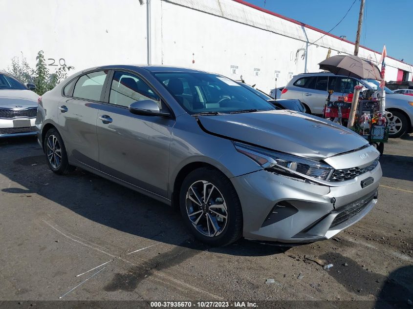 2023 Kia Forte Lxs VIN: 3KPF24AD1PE646758 Lot: 37935670