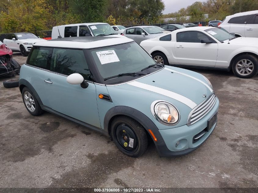 2013 Mini Hardtop Cooper VIN: WMWSU3C56DT688786 Lot: 37936005