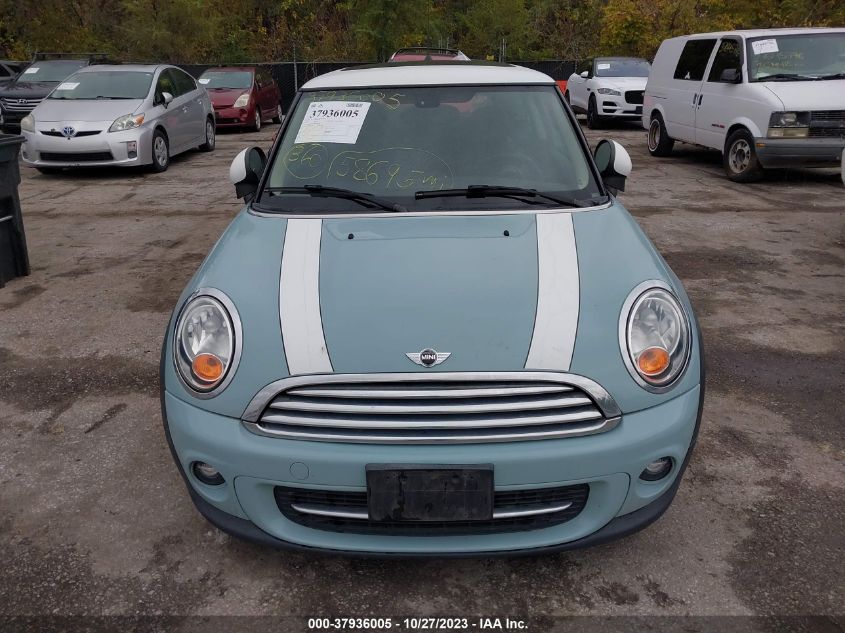 2013 Mini Hardtop Cooper VIN: WMWSU3C56DT688786 Lot: 37936005