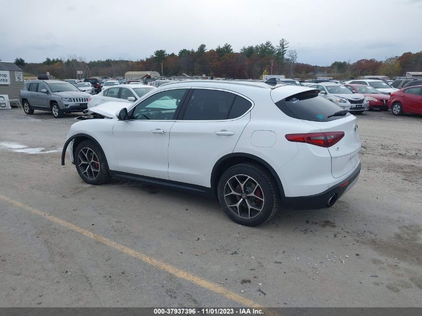 2018 Alfa Romeo Stelvio Ti VIN: ZASFAKBN0J7C14904 Lot: 37937396