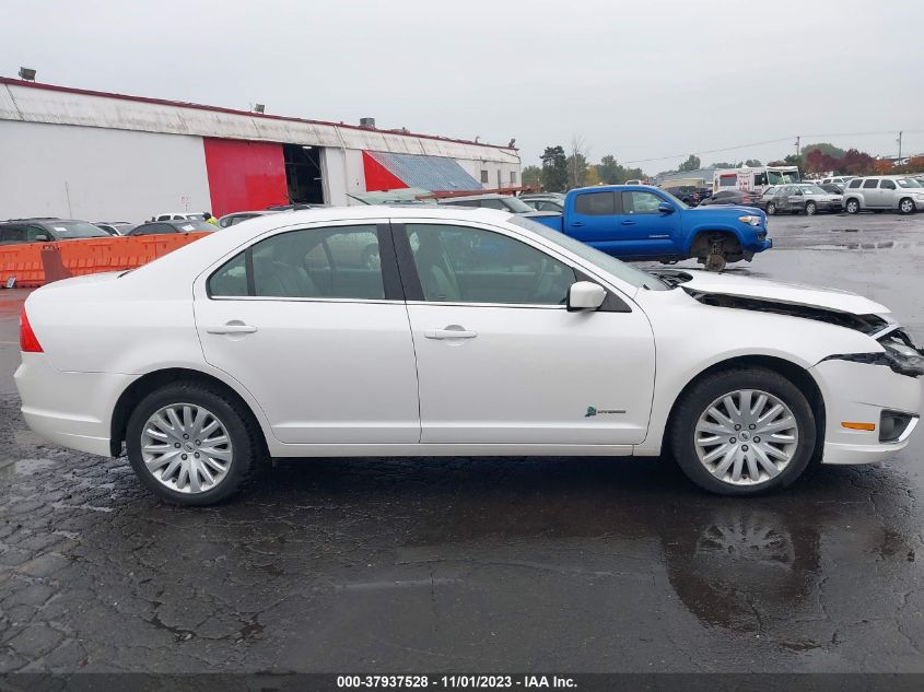 2011 Ford Fusion Hybrid VIN: 3FADP0L35BR303321 Lot: 37937528