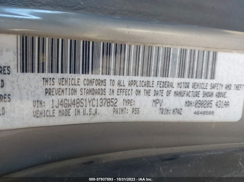 2000 Jeep Grand Cherokee Laredo VIN: 1J4GW48S1YC137852 Lot: 37937593