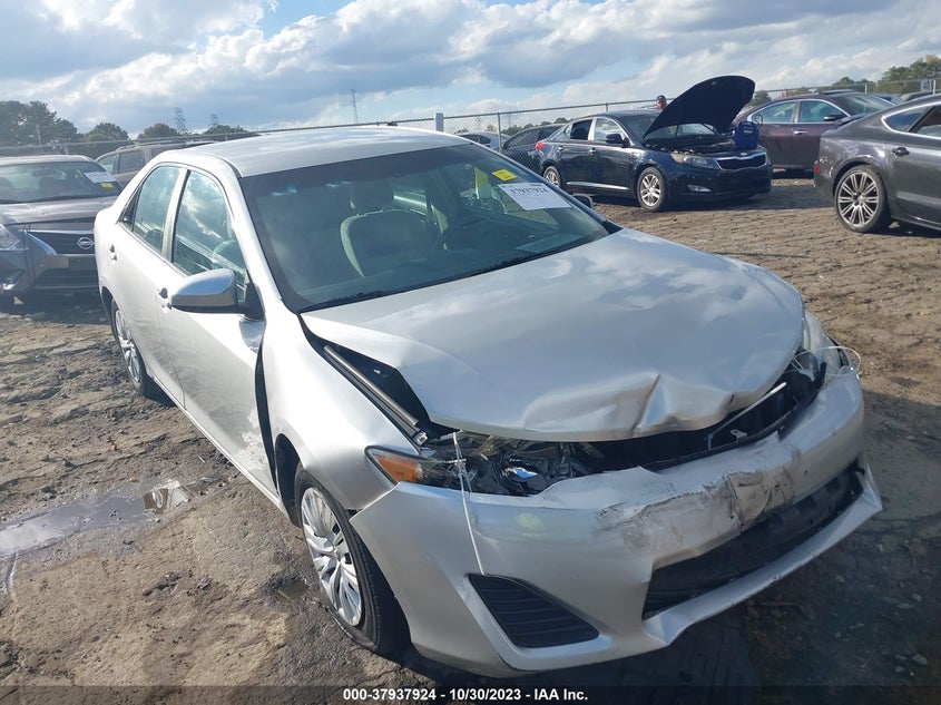 2012 Toyota Camry L/Le/Se/Xle VIN: 4T4BF1FKXCR261480 Lot: 37937924