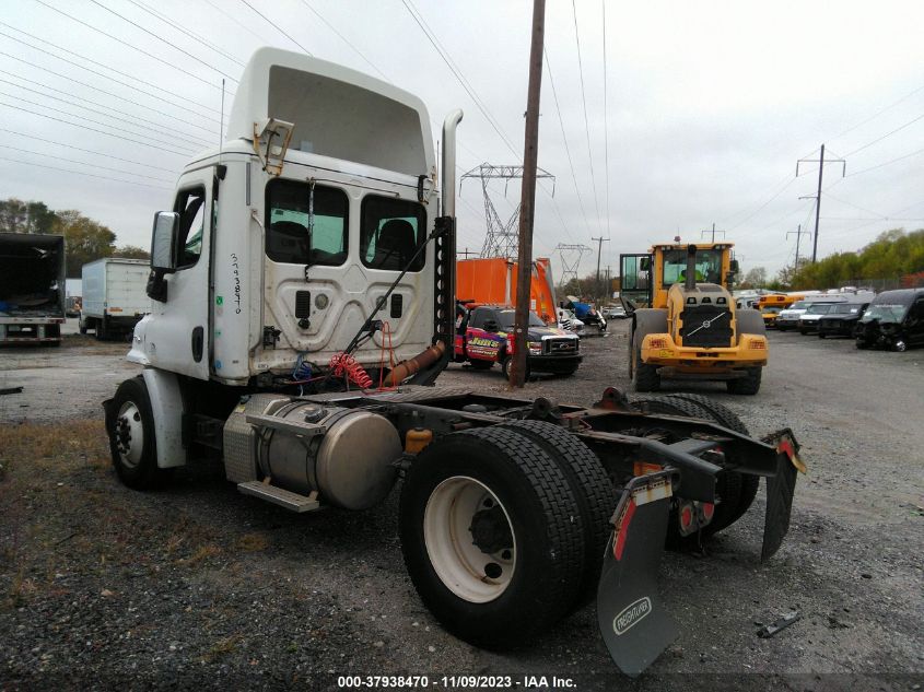 2016 Freightliner Cascadia 113 VIN: 1FUBGBDV6GLHB3359 Lot: 37938470