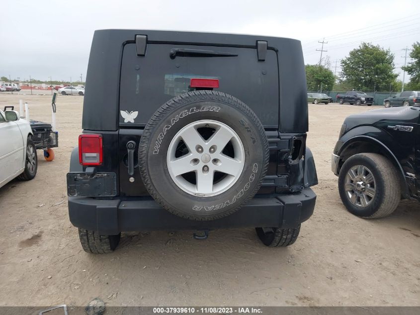 2007 Jeep Wrangler Unlimited Sahara VIN: 1J4GB59117L102749 Lot: 37939610