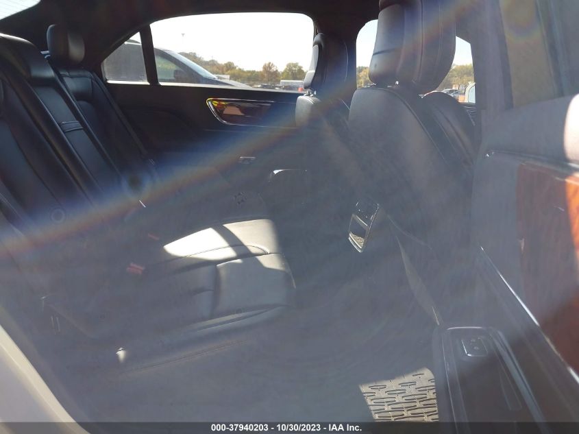 2019 Lincoln Continental Standard VIN: 1LN6L9PK8K5606063 Lot: 37940203