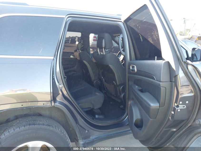 2017 Jeep Grand Cherokee Laredo VIN: 1C4RJEAG1HC819784 Lot: 37940578