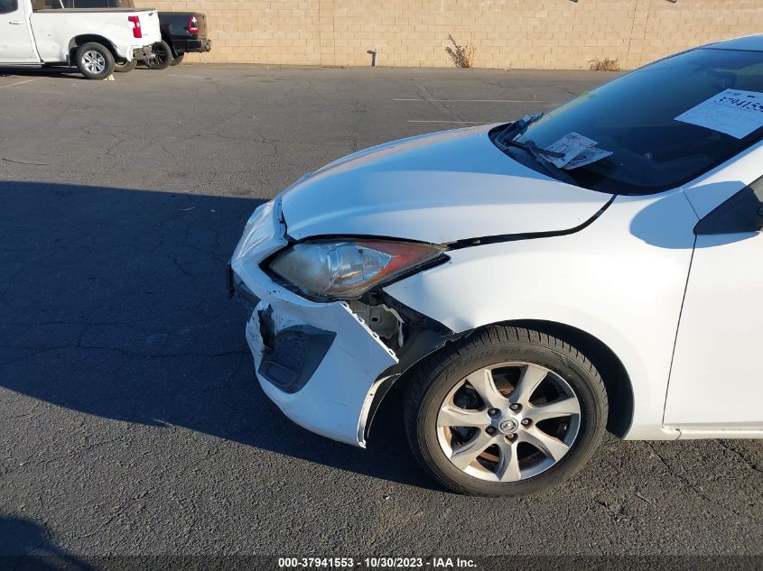 2011 Mazda Mazda3 I Touring VIN: JM1BL1VG0B1452281 Lot: 37941553