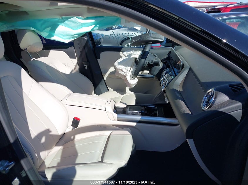 2023 MERCEDES-BENZ GLA 250 - W1N4N4HB9PJ458262