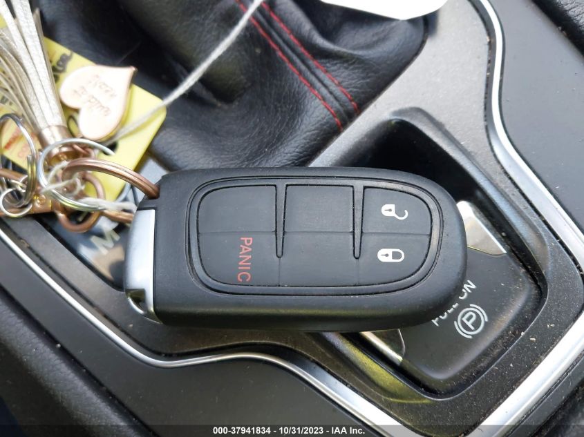 2019 Jeep Cherokee Trailhawk VIN: 1C4PJMBX7KD430018 Lot: 37941834