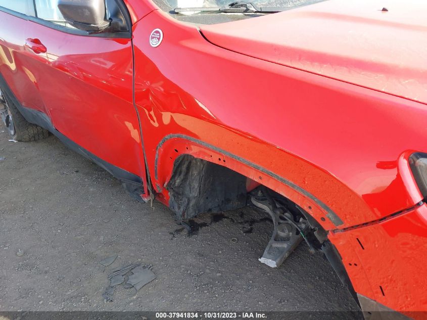 2019 Jeep Cherokee Trailhawk VIN: 1C4PJMBX7KD430018 Lot: 37941834