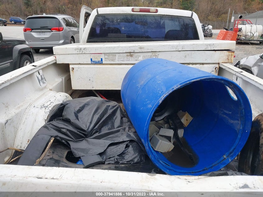 1999 Chevrolet Silverado 1500 VIN: 1GCEC14W3XE215063 Lot: 37941886