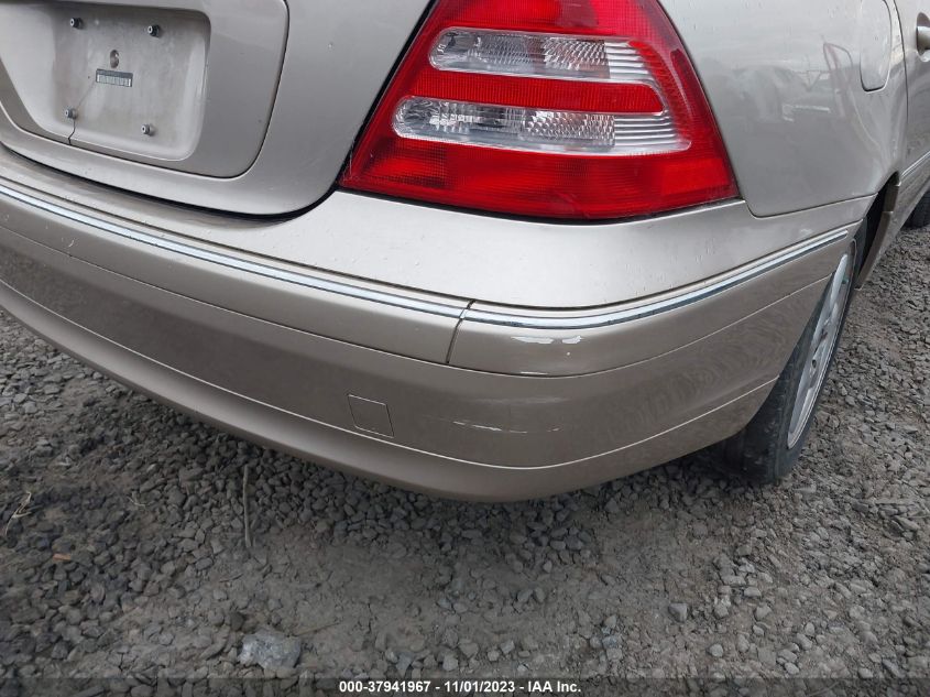 2002 Mercedes-Benz C-Class VIN: WDBRF61JX2F193210 Lot: 37941967