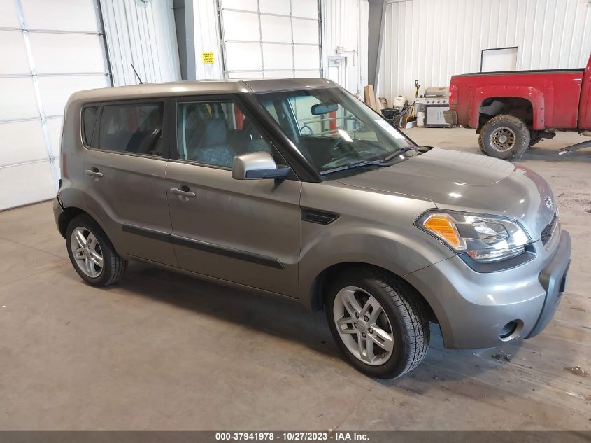 2011 Kia Soul + VIN: KNDJT2A20B7308030 Lot: 37941978