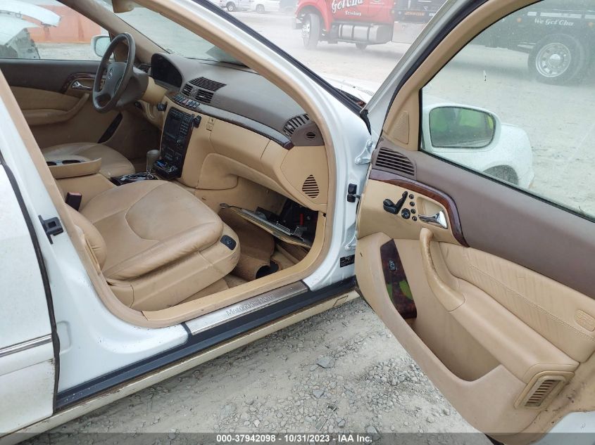 2000 Mercedes-Benz S-Class VIN: WDBNG75J7YA063855 Lot: 37942098