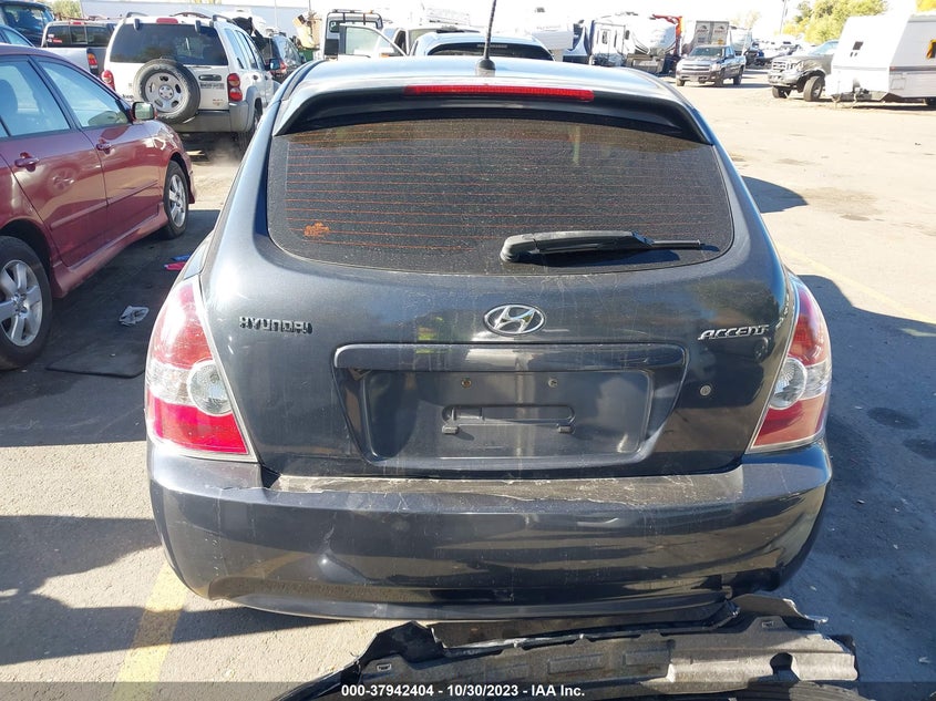 2011 Hyundai Accent Gs VIN: KMHCM3AC1BU191852 Lot: 37942404