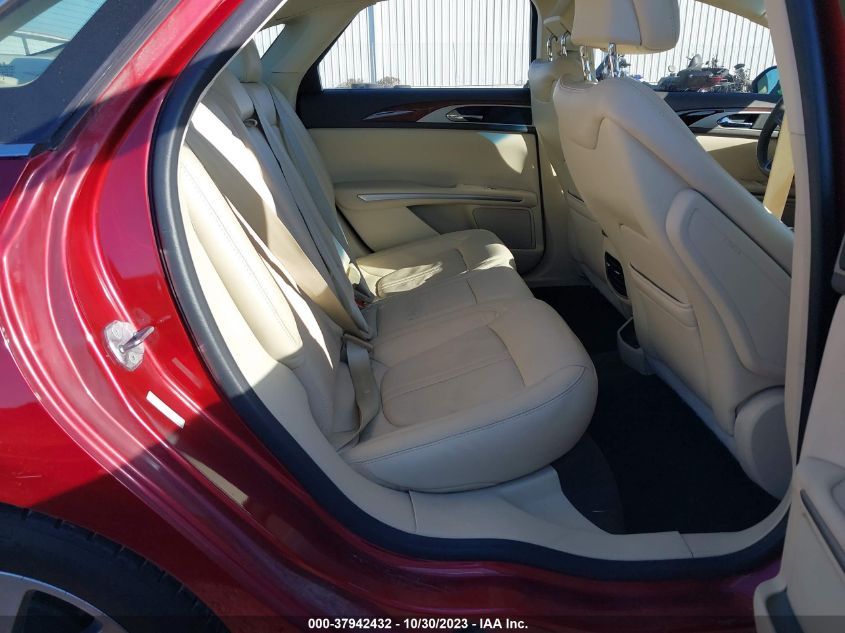 2014 Lincoln Mkz VIN: 3LN6L2J99ER810692 Lot: 37942432