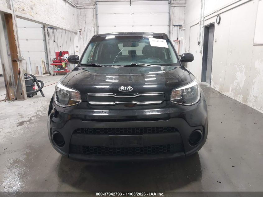 2018 Kia Soul Base VIN: KNDJN2A22J7575517 Lot: 37942793