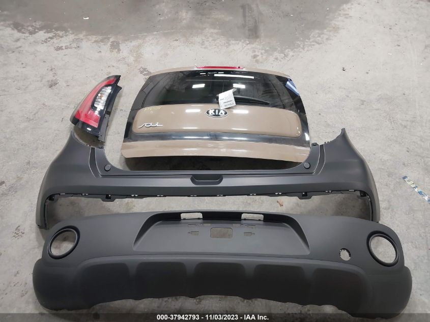 2018 Kia Soul Base VIN: KNDJN2A22J7575517 Lot: 37942793